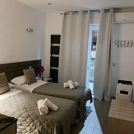 La Maison De Monet 4* Brindisi