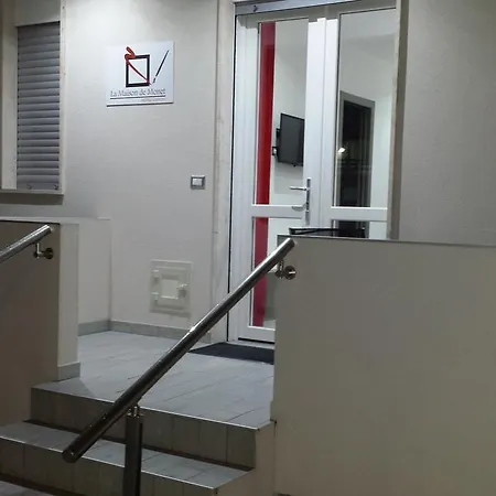 La Maison De Monet Brindisi